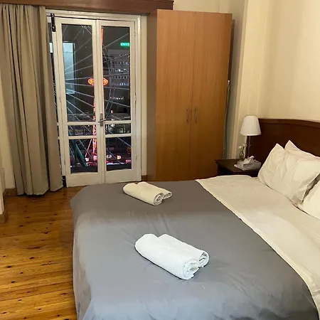 Centre Sky Views Apartment