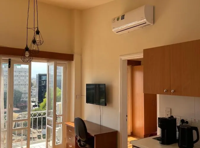 Centre Sky Views * 尼科西亚