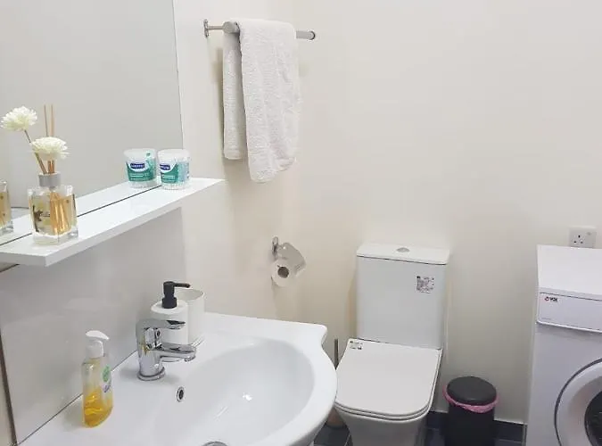 Centre Sky Views 公寓 尼科西亚