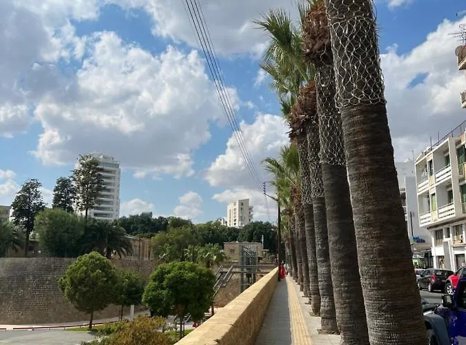 Centre Sky Views Apartment *